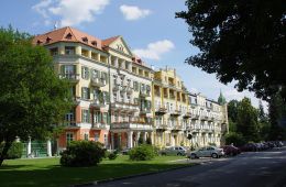 FRANZENSBAD KURHOTEL-PAWLIK